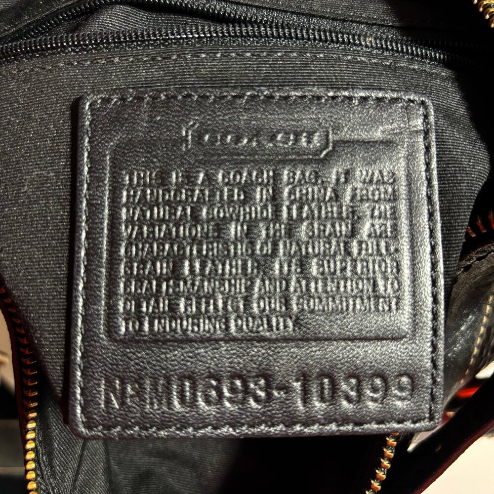 Vintage Coach Crossbody Pebble Leather Bag - Picture 5 of 5